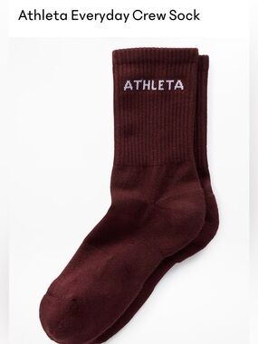 NWT Athleta women’s Everyday Crew Socks - Garnet size M/L